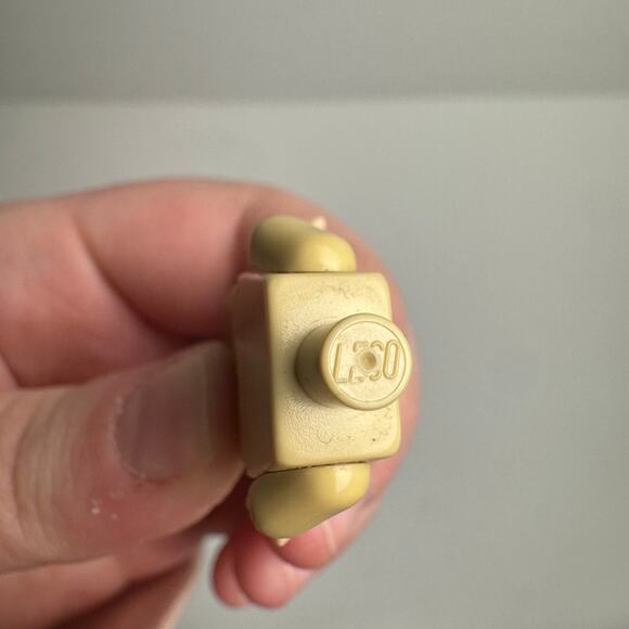 LEGO Star Wars Obi-Wan Kenobi Minifigure + R2-D2 Droid Lot w/ Lightsaber - Picture 2 of 5